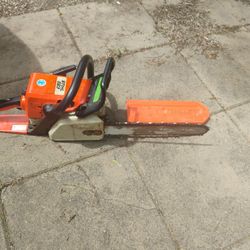 STIHL 023 12" chainsaw - Running 