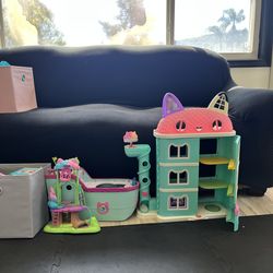Gabbys dollhouse collection