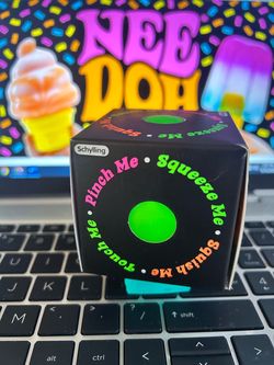 Groovy Glob Needoh