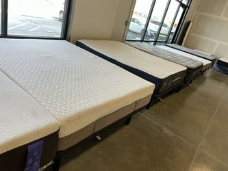 ADJUSTABLE BED & BASES MUST CLEAR OUT!
