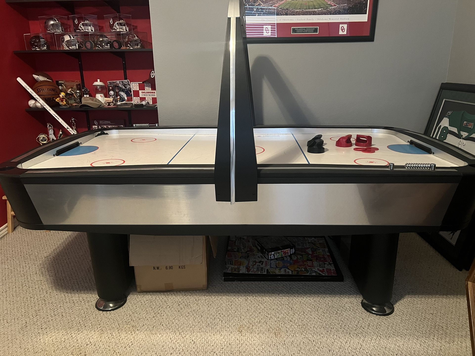 Air Hockey Table