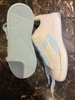 Old navy kid shoes