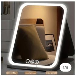 PORTABLE LED MAKEUP MIRROR