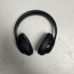 Black Studio Pro Beats New