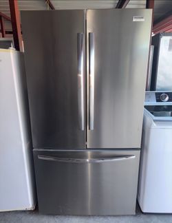 Frigidaire Stainless Steel Refrigerator And Freezer