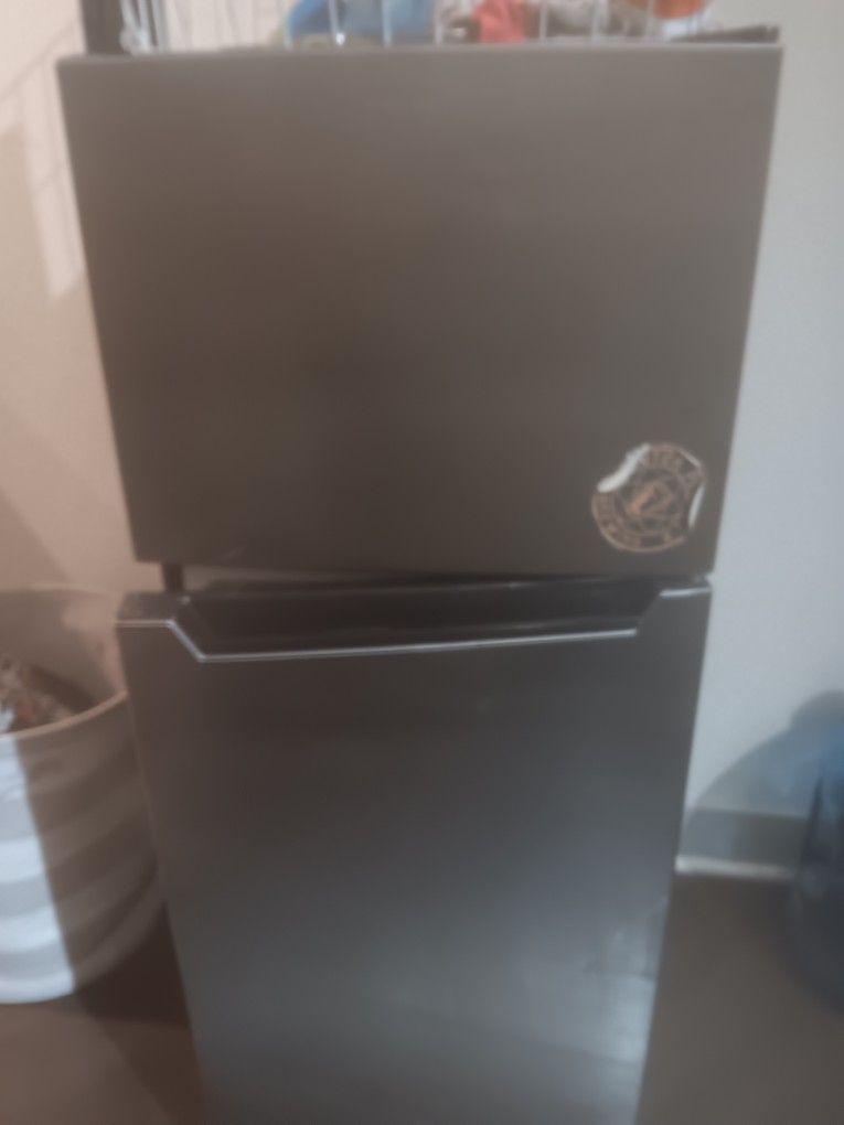 DANBY MINI Refrigerator stainless Steel