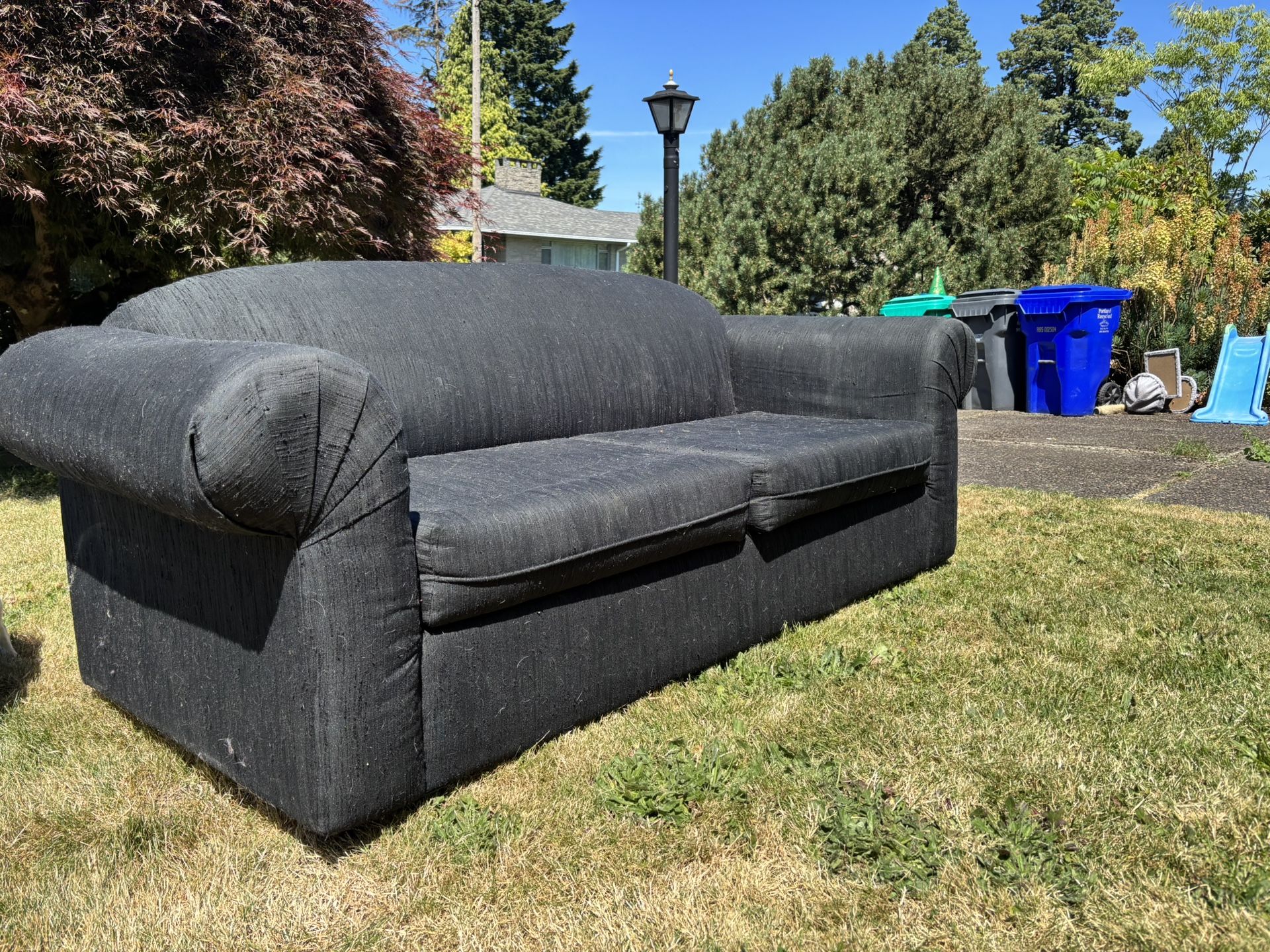 Free Sofa