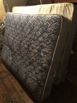 Queen size bed and box springs