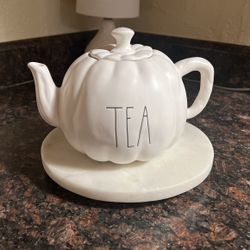 RAE DUNN TEA POT 