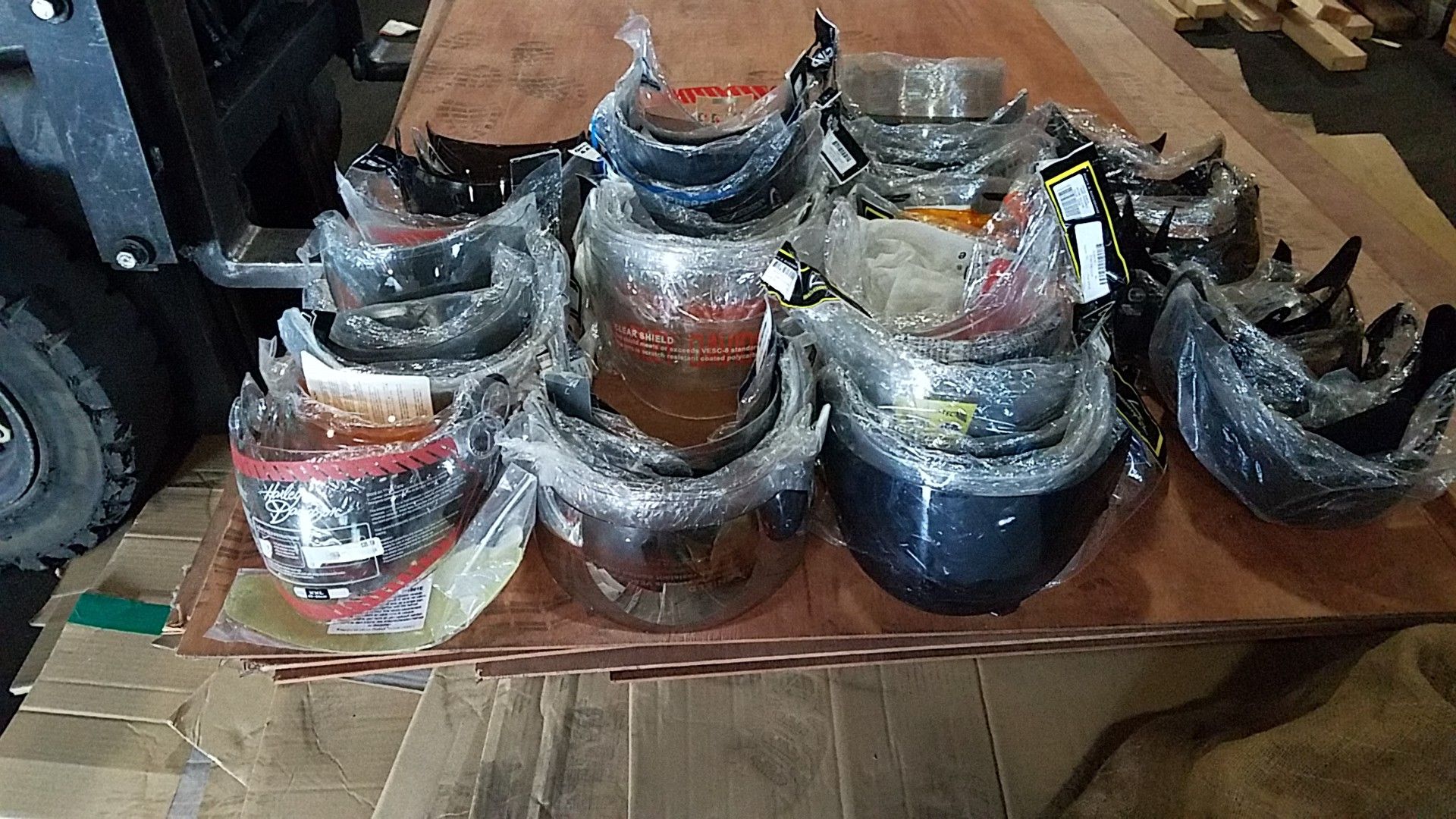Helmet visor lot Of 85 Pieces