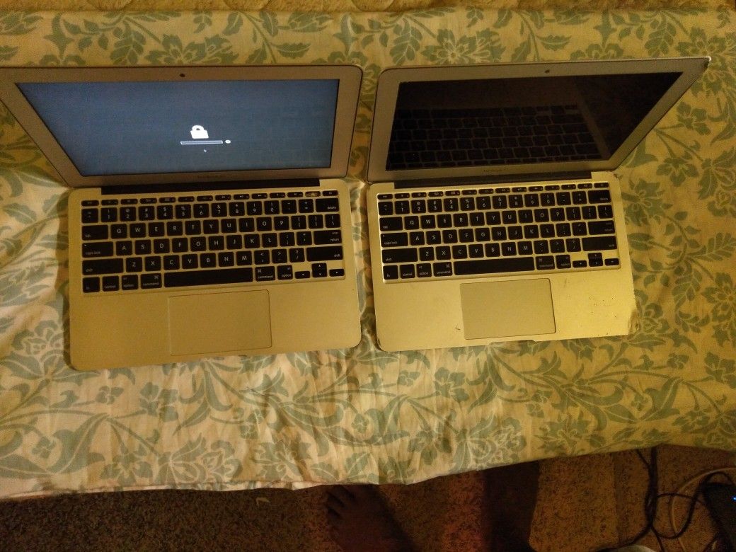 2 MACBOOK AIR 2014/2013 FOR REPAIR OR PARTS