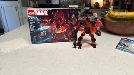 Lego marvel set