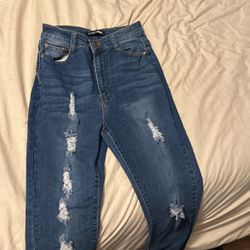 Fashion Nova Jeans 