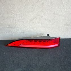 (679) 17-20 Jaguar F-pace f pace Left Taillight Taillamp 2017 2018 2019 2020