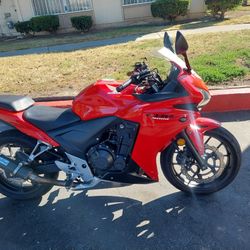 2013 Honda Cbr500r Clean Title.