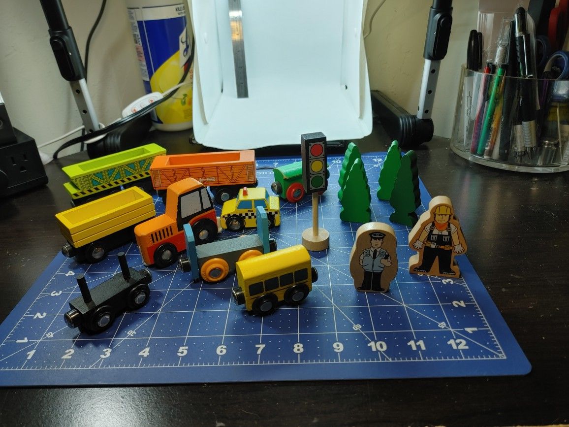 Melissa & Doug Lot Of Wooden Cars, Figures, Train Carts, Accessories