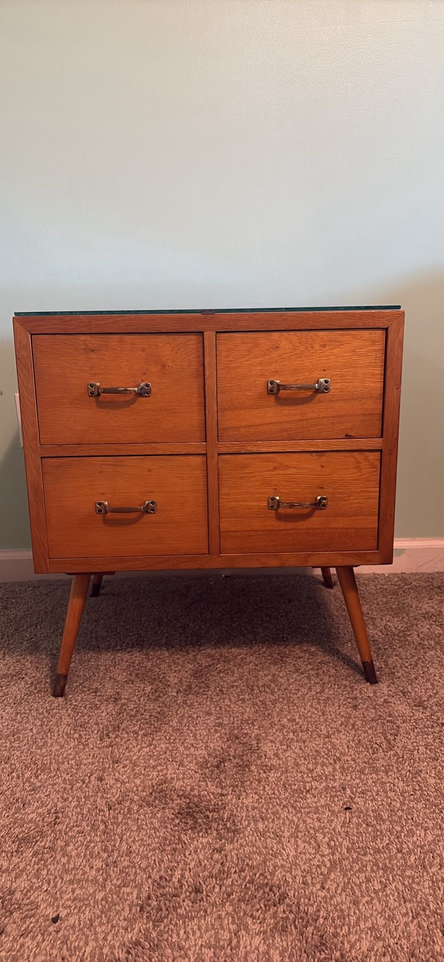 Beautiful Vintage Mid-Century Modern Bedside Table