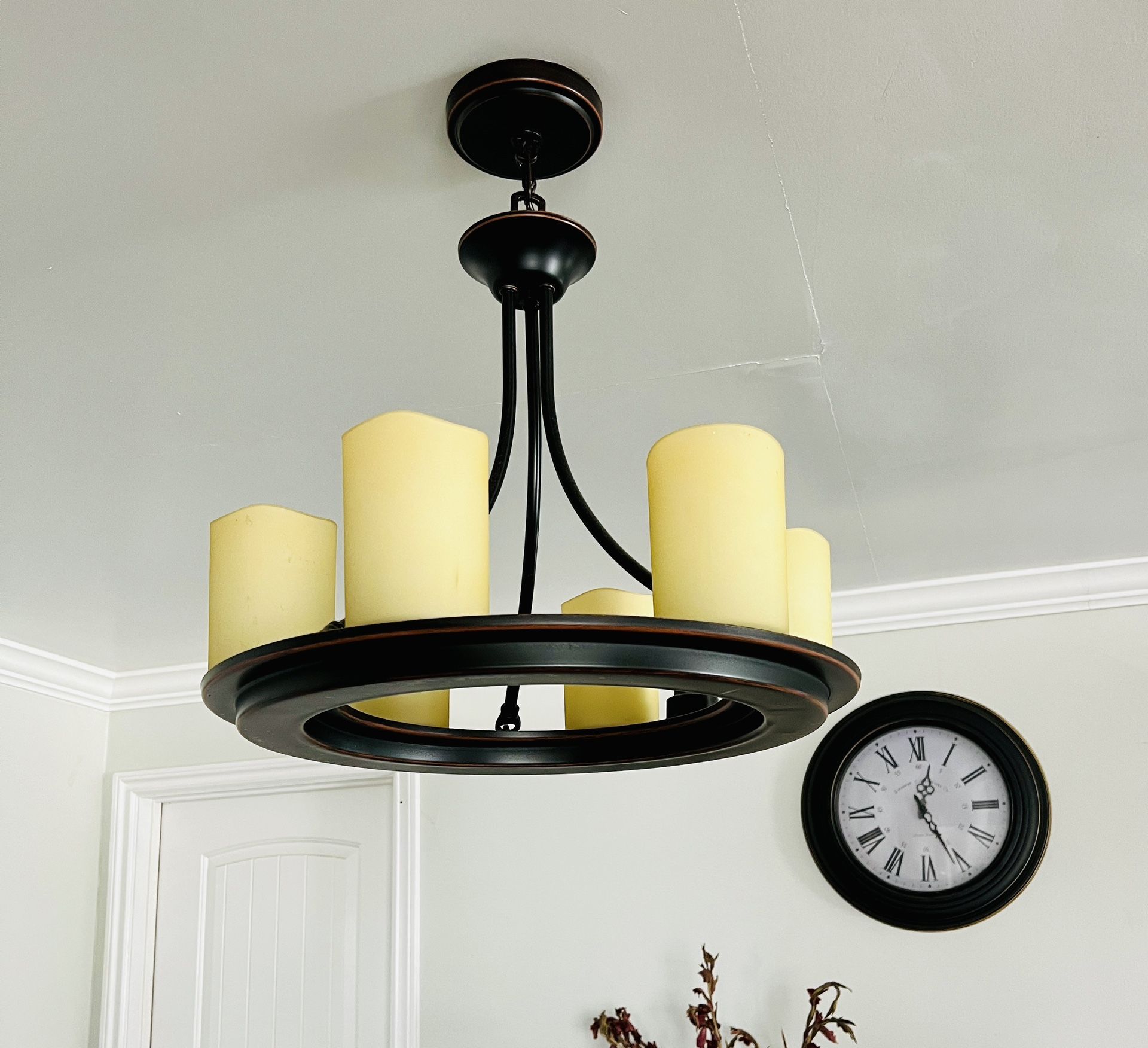Morden Style Chandelier-6 bulbs Bright and Elegant