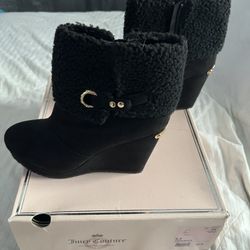 Juicy Couture Wedges 