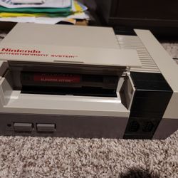 Nintendo NES with Box Controllers And Original Plugs
