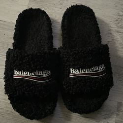 Balenciaga slides