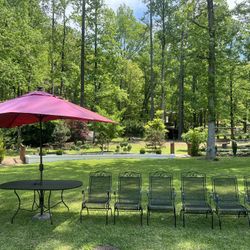 REFINISHED Wrought Iron set with 6 rocking chairs+FREE LED light umbrella $699 CAN DELIVER!