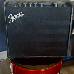 Mustang LT25 amp and Squier Stratocaster