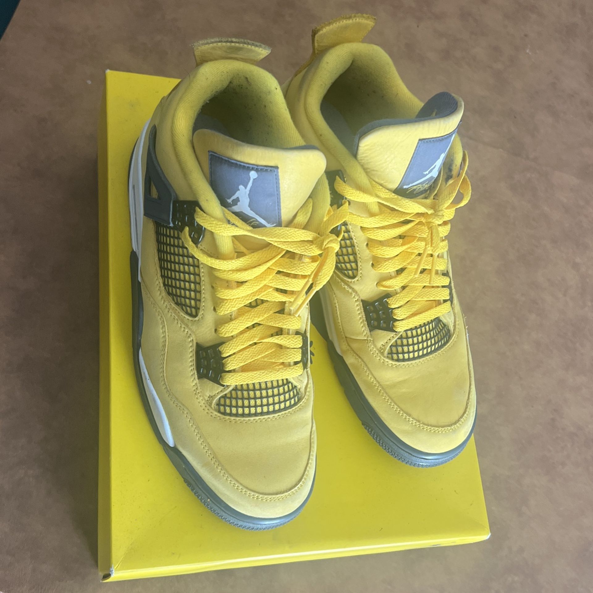Jordan 4s 11.5