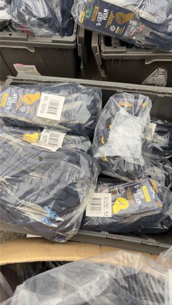 Gloves for a dozen