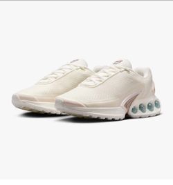 Women's nike air max dn se size 8.5 new