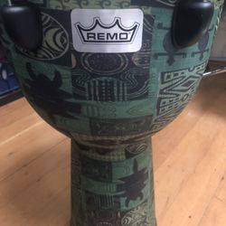 Remo Mondo 12” Kinte Klothe Djembe Drum w/ New Bag & Key