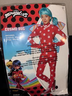 COSTUME