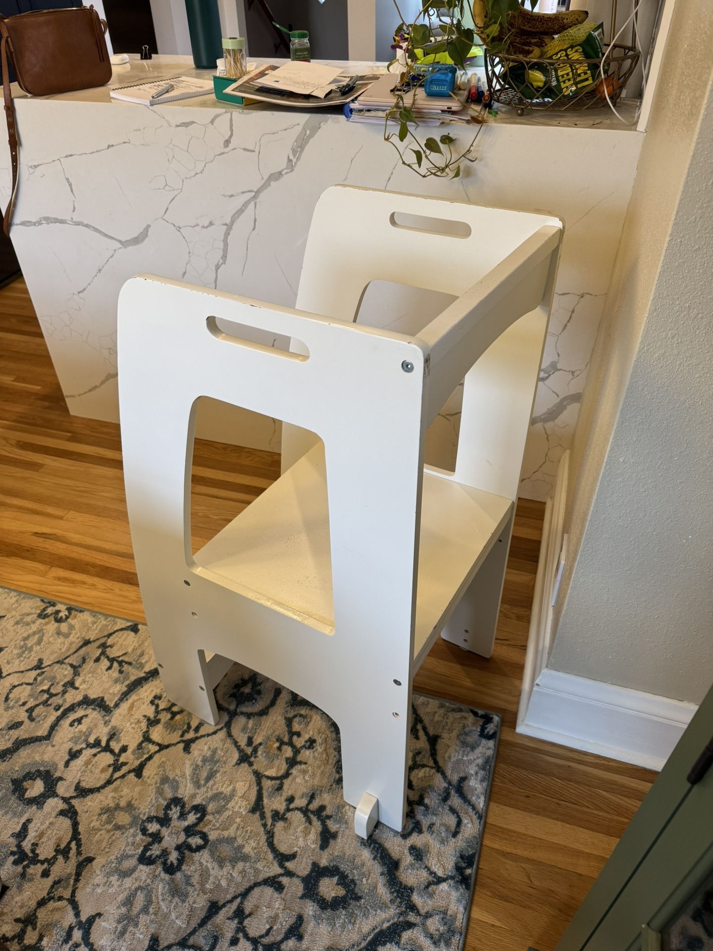 Learning tower/Kitchen helper