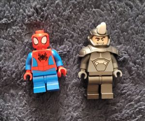 Lego super hero's Spiderman and rhino