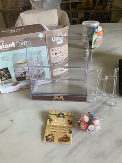 doll house mini cabint cake display 
