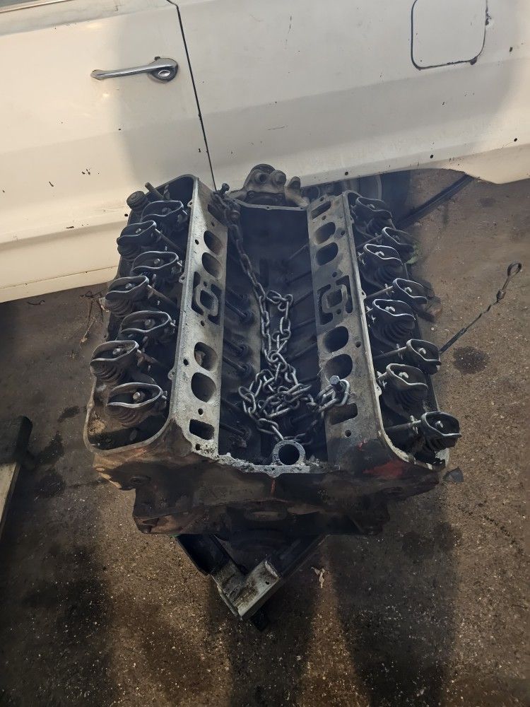 Chevy 454 Long Block