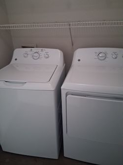 GE Washer and Dryer Set