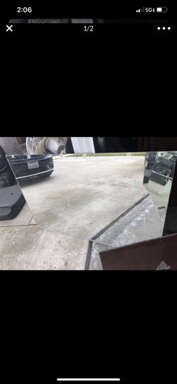 3 GLASS PIECES Different sizes