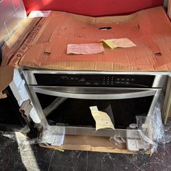 New Whirlpool 30 Inches Electric Wall Oven 