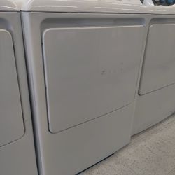 New GE
6.2 cu. ft. Gas Dryer in White