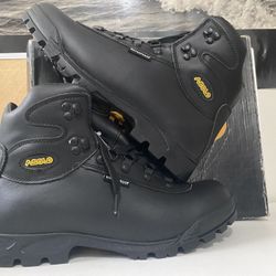 Asolo waterproof boots ( pick up only ) size 9M Today Only