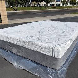 Full Organic Hybrid Cool Gel Memory Foam Mattress!!