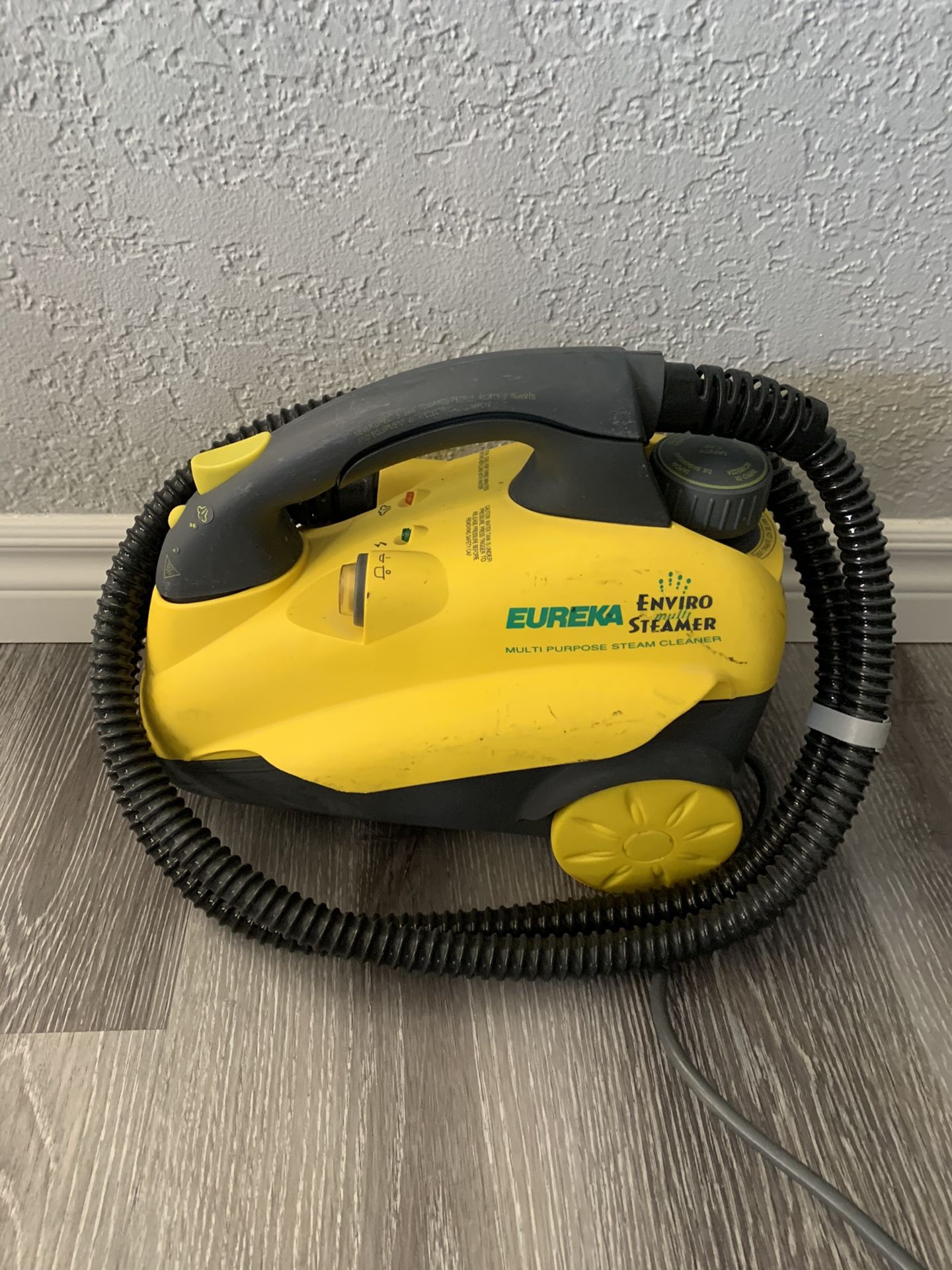 Eureka Enviro Steam Cleaner With Attachments
