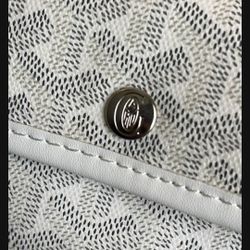 Goyard

Wallet Off white 