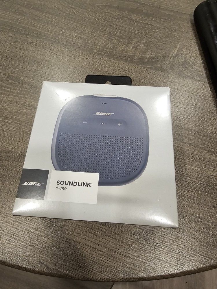 Boss Portable Bluetooth Speaker