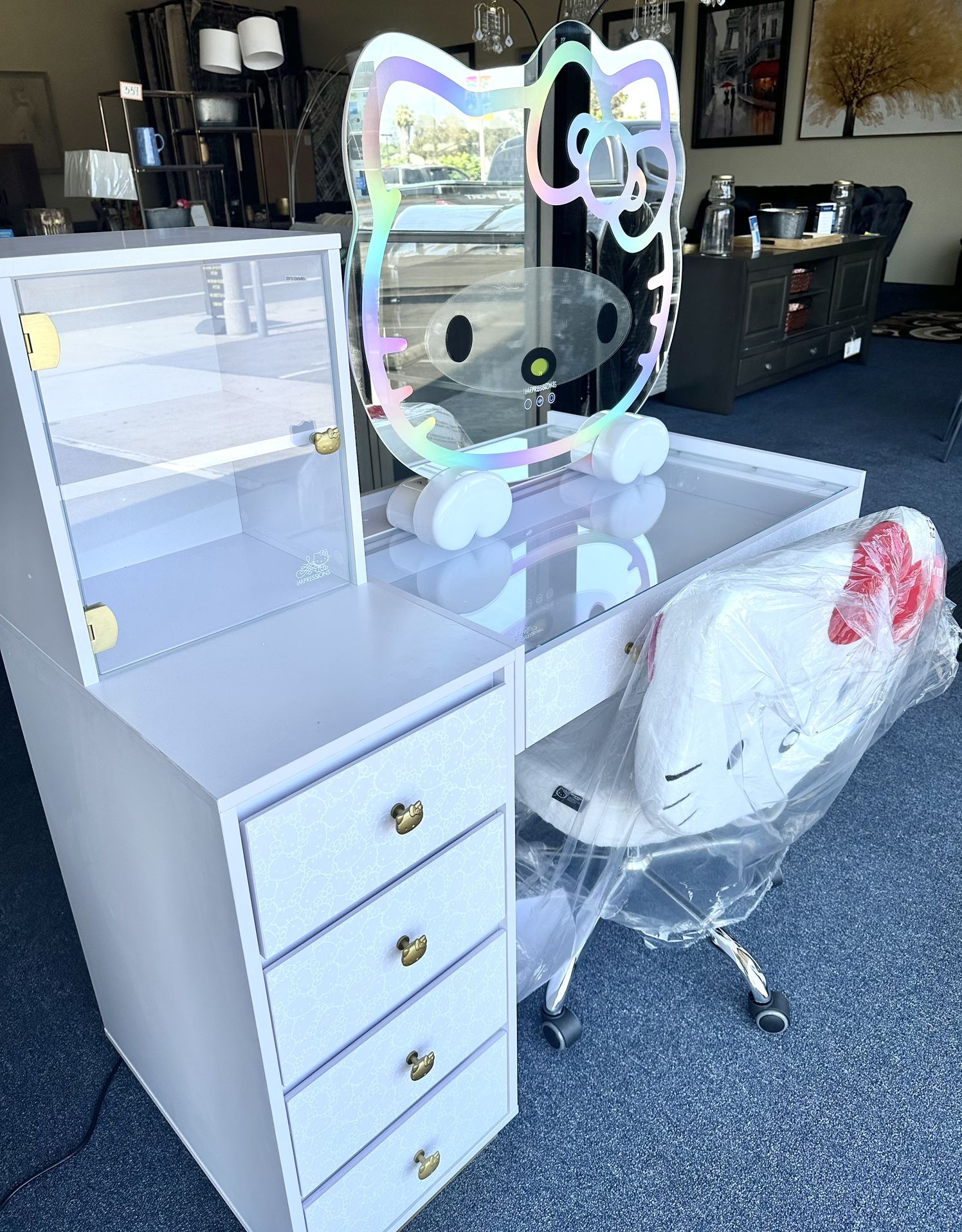 Hello Kitty Vanity