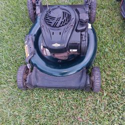 Yard Machine Push Mower 