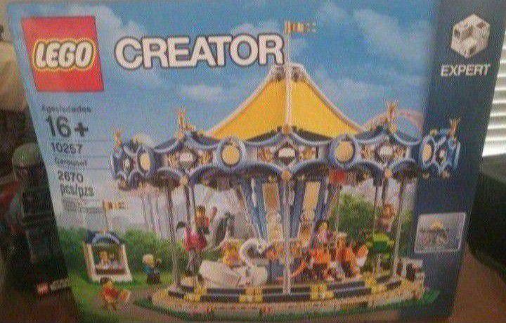 LEGO Creator Expert: Carousel (10257LEGO

Creator Expert: Carousel (10257