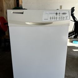 Whirlpool Dish Washer