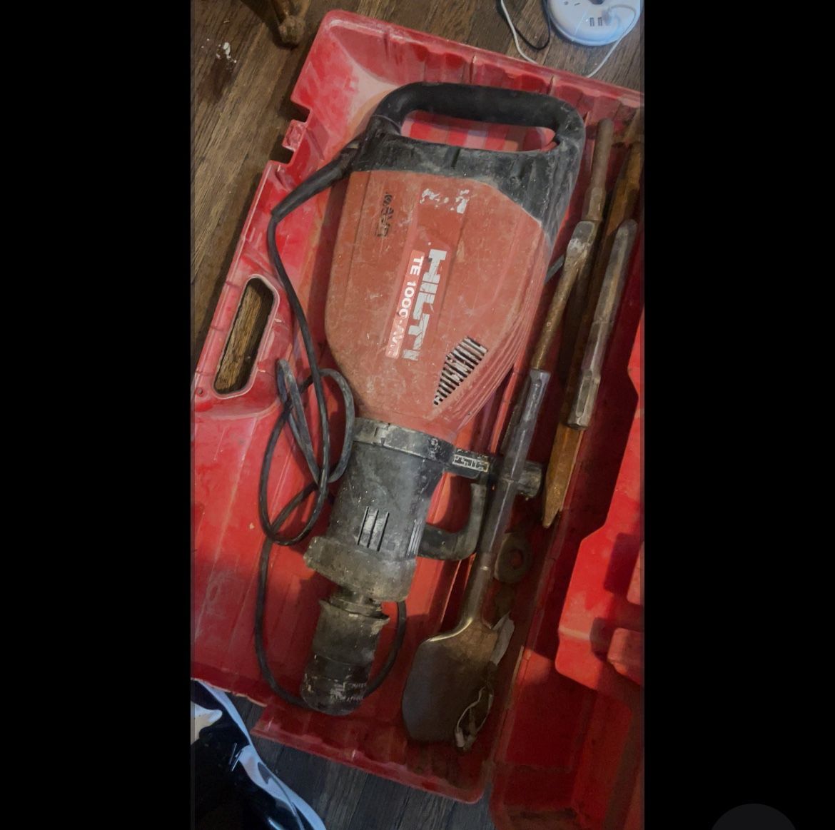 Hilti Te 1000 Demolition Hammer